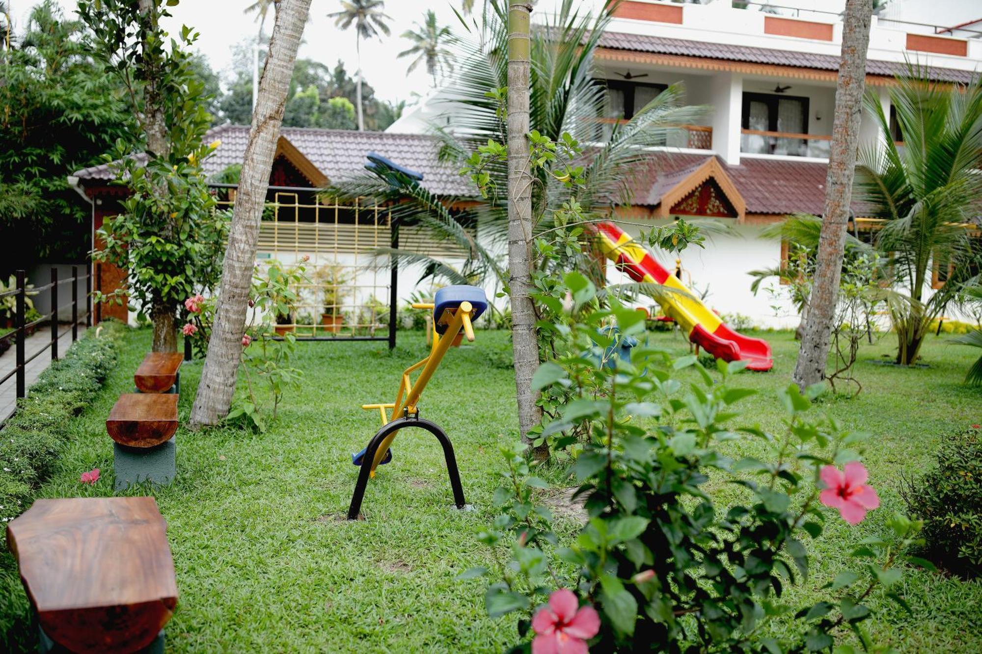 Lagoona Beach Resort Kovalam Exterior foto