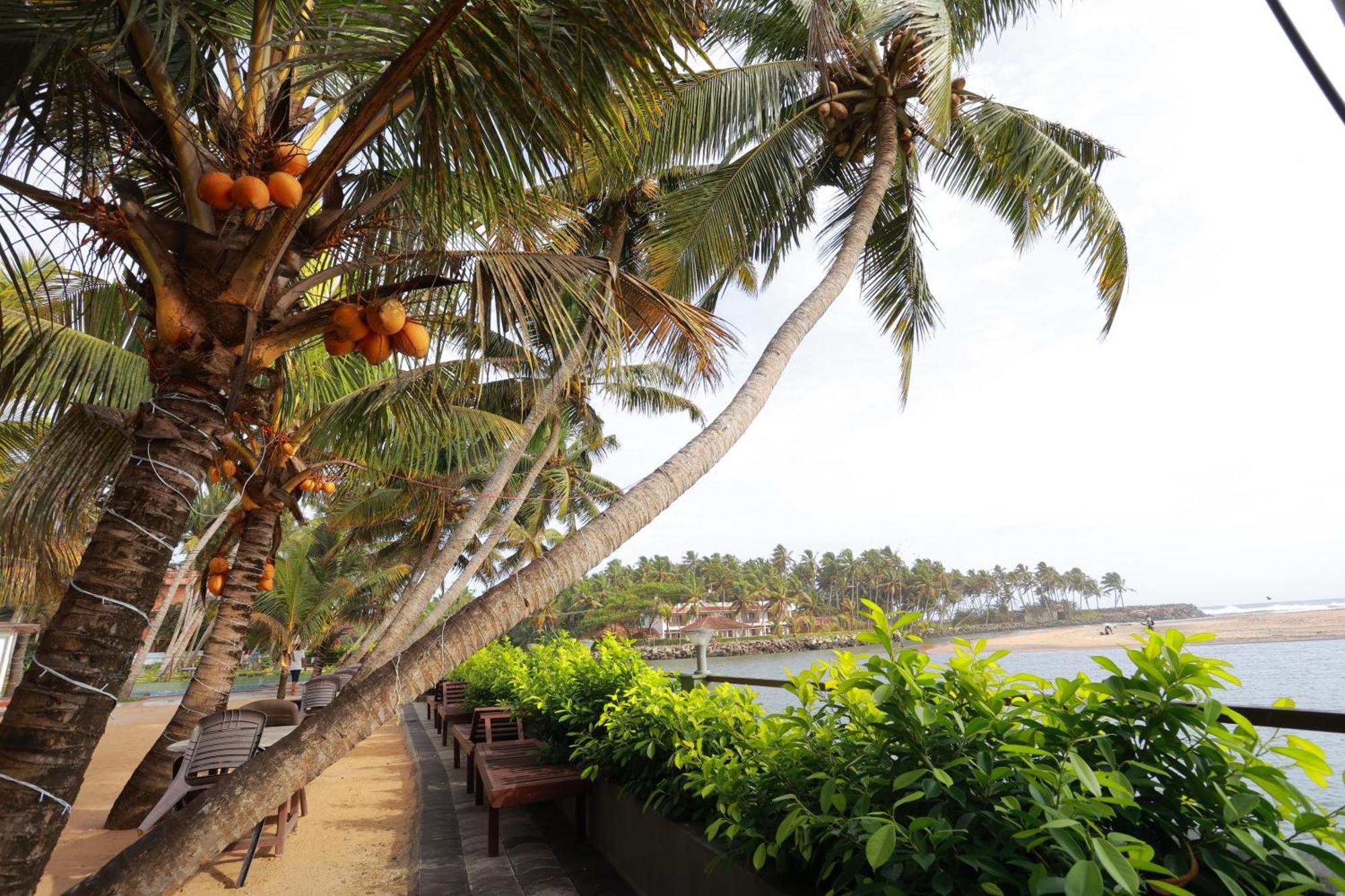 Lagoona Beach Resort Kovalam Exterior foto